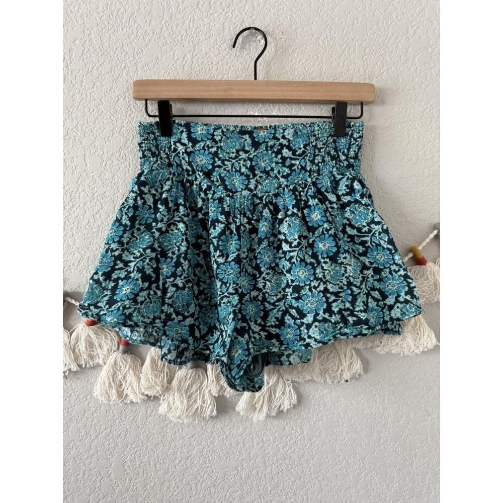 Free People Say Its So Shorts Cotton Smocked Blue Flowy Floral Coquette XS